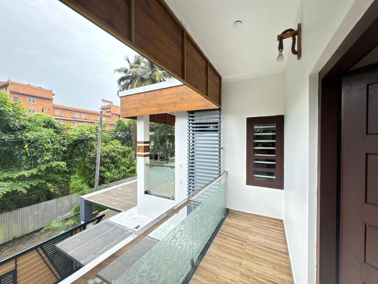 Venice Rosedale Alappuzha Exterior foto